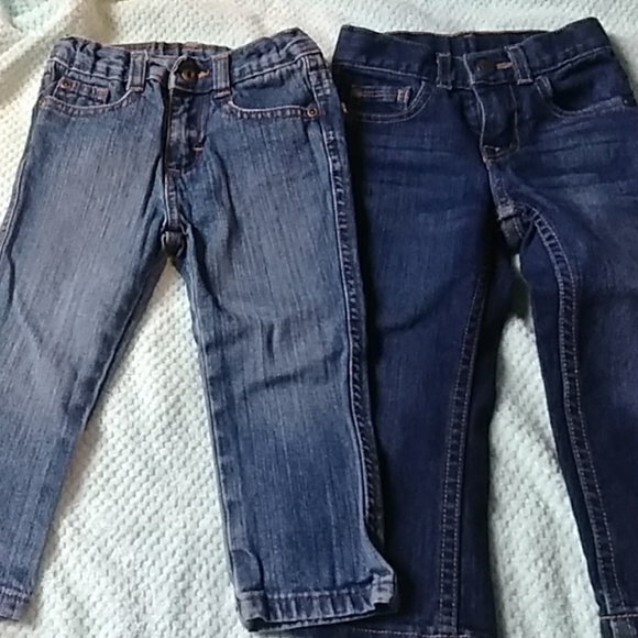 ❗️(removing soon send offers) Jeans 2t - Picture 1 of 6